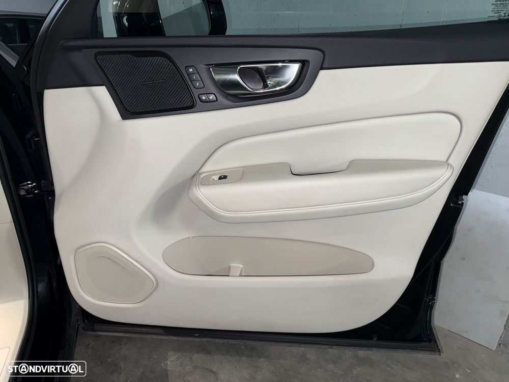 Volvo XC 60 2.0 T6 PHEV Inscription AWD - 17