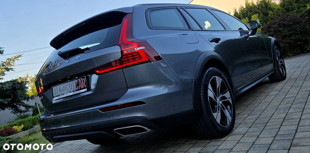 Volvo V60 Cross Country D4 AWD Geartronic Pro - 14