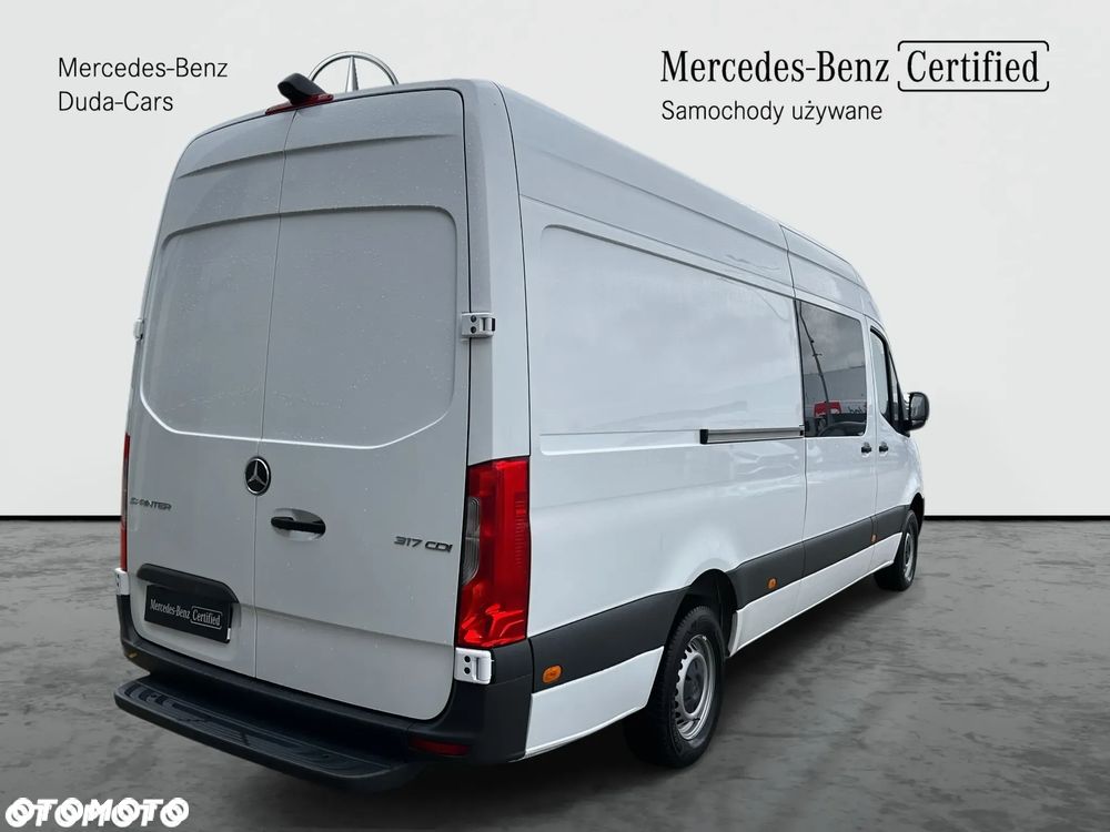 Mercedes-Benz Sprinter - 5