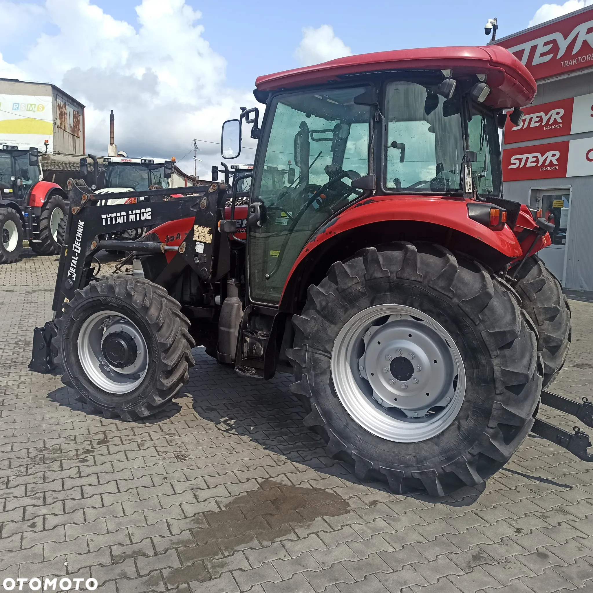 Case IH Farmal 85A - 3