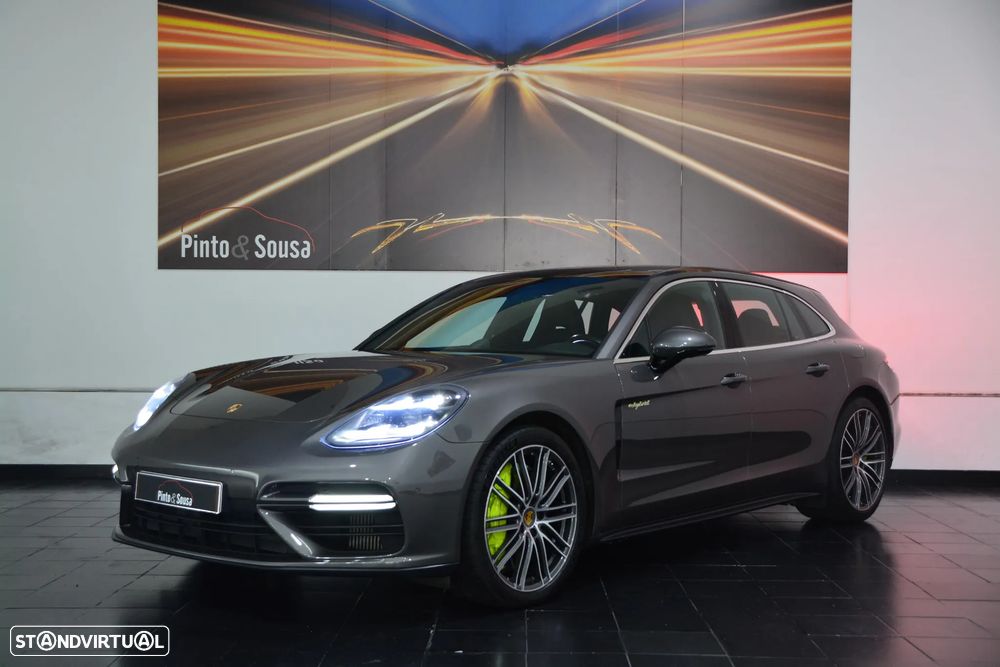 Porsche Panamera Sport Turismo Turbo S E-Hybrid - 2