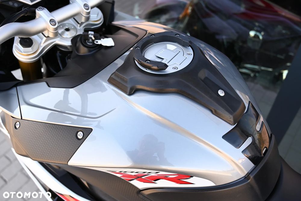 BMW XR - 15