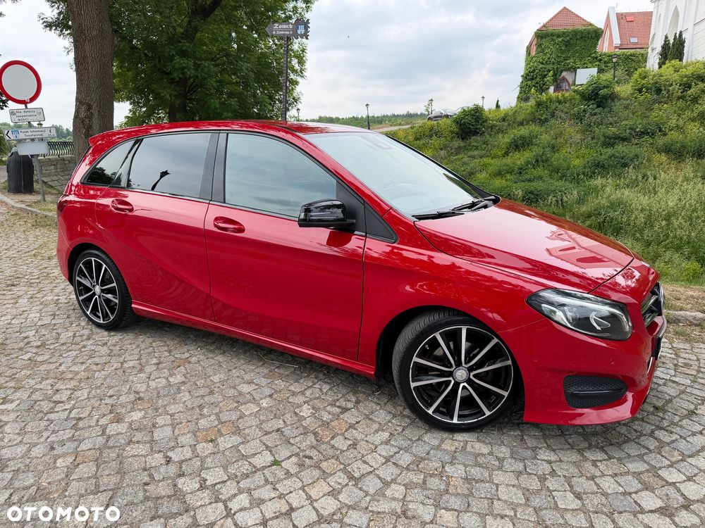 Mercedes-Benz Klasa B 180 7G-DCT Urban - 11