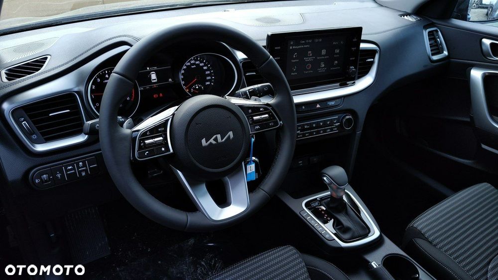 Kia Ceed 1.5 T-GDI M DCT - 10