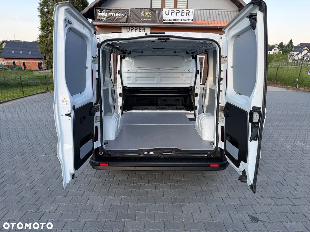Renault Trafic - 18