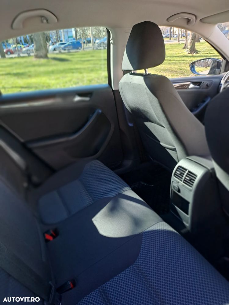 Volkswagen Jetta 1.4 TSI BlueMotion Technology - 13