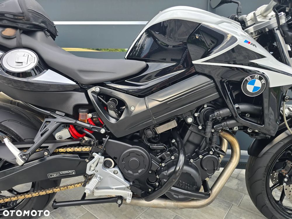 BMW F - 11