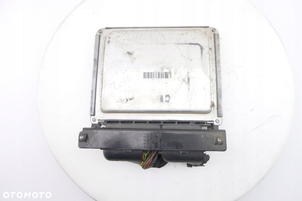 Sterownik Komputer Silnika SKODA FABIA II 1.2 TDI 03P906021L - 2