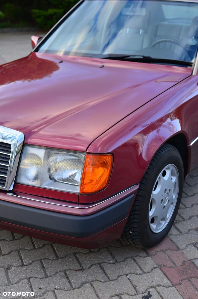 Mercedes-Benz W124 (1984-1993) - 17
