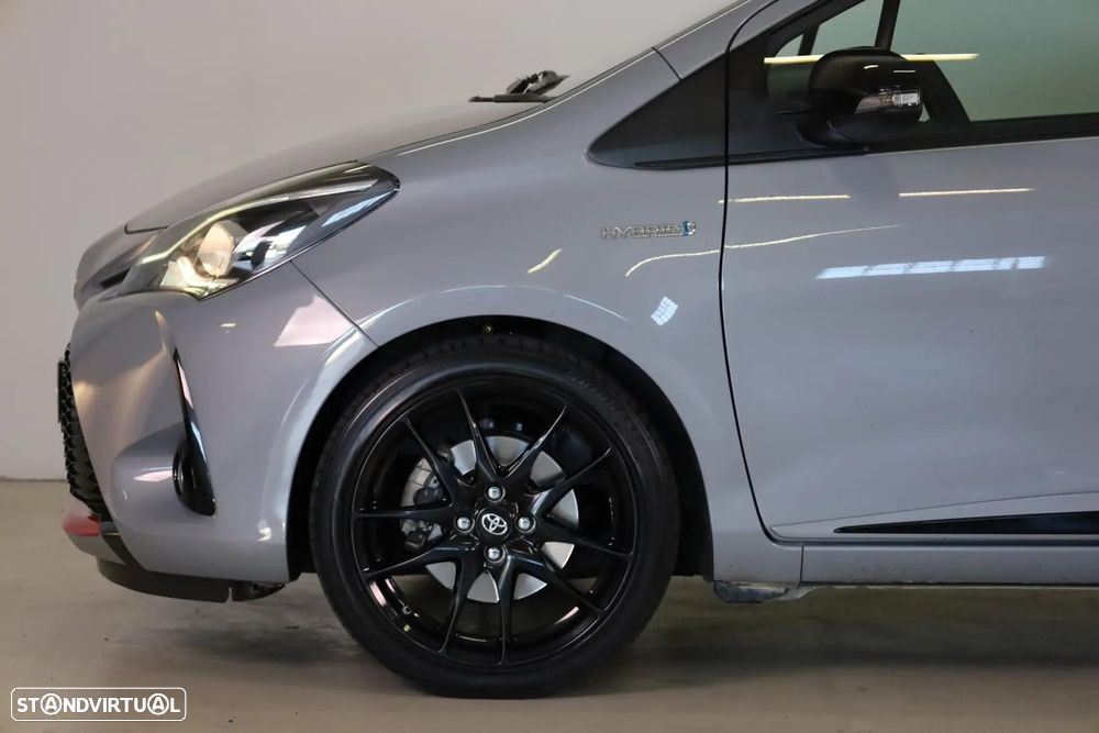 Toyota Yaris 1.5 HSD GR Sport - 13
