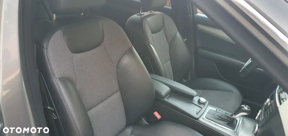 Mercedes-Benz Klasa C 180 Kompressor Automatik BlueEFFICIENCY Avantgarde - 37