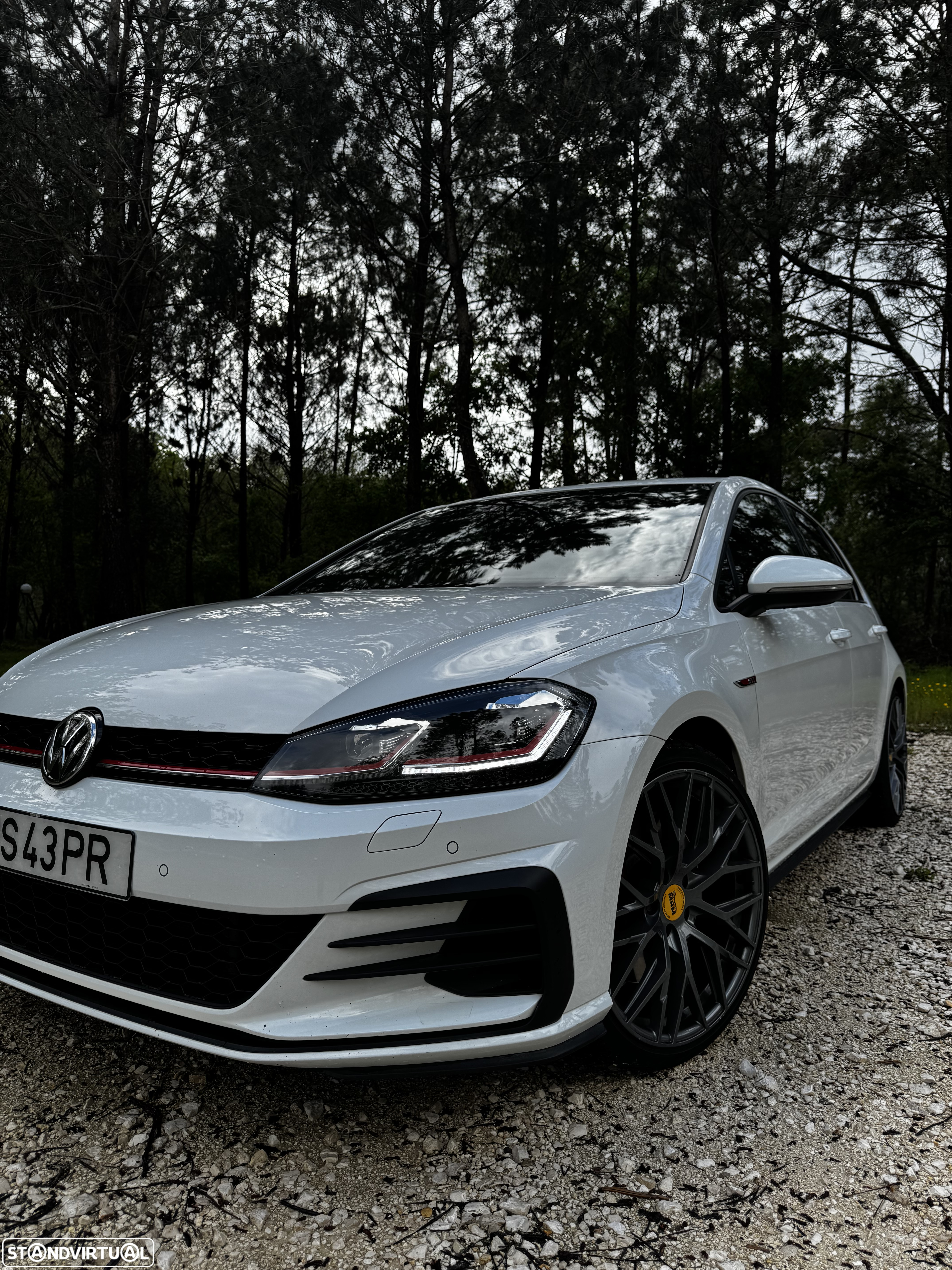 VW Golf 2.0 TSI GTI DSG Performance - 2