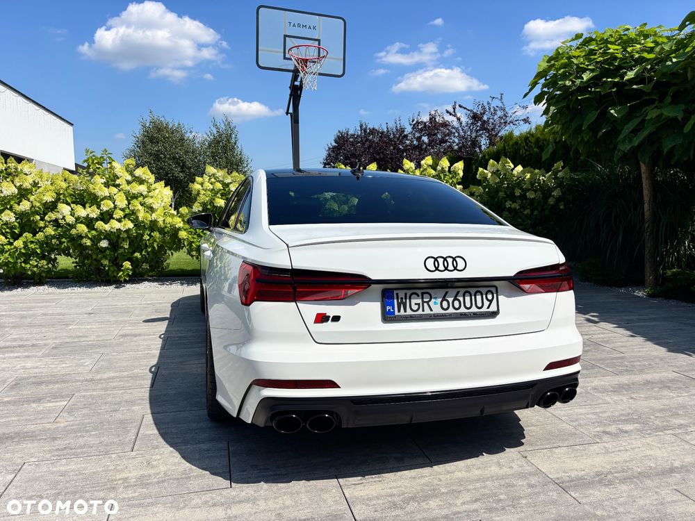 Audi S6 Limousine - 12
