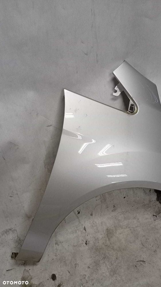 Błotnik prawy przód Ford B-MAX  Moondust Silver MC - 3