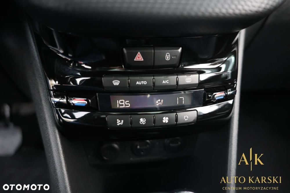 Peugeot 2008 - 28