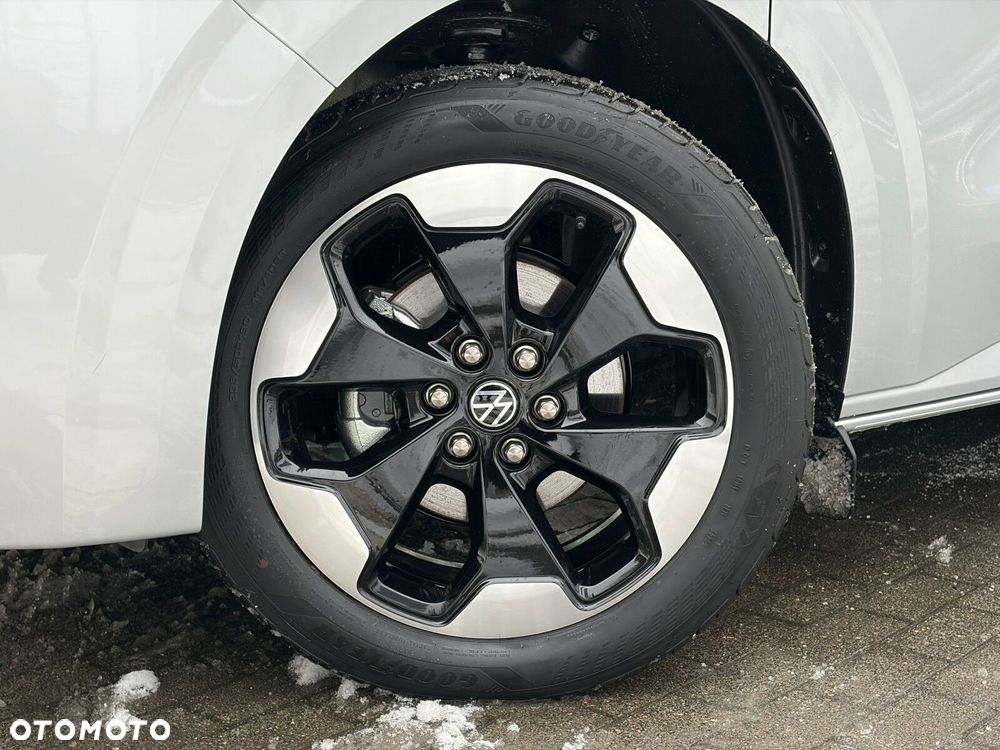Volkswagen Nowa Caravelle Caravelle Style silnik: 2,0 l TDI 170 KM / skrzynia biegów: 8-biegowa automatyczna rozstaw osi: 3500 mm - 20
