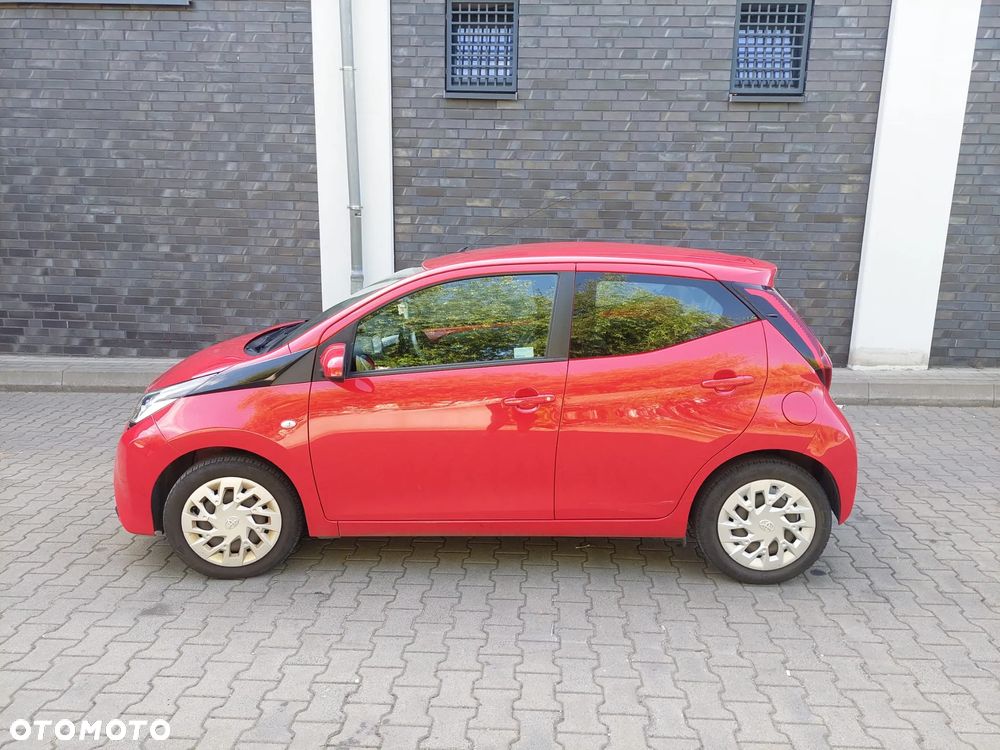Toyota Aygo 1.0 VVT-i JBL Edition - 2