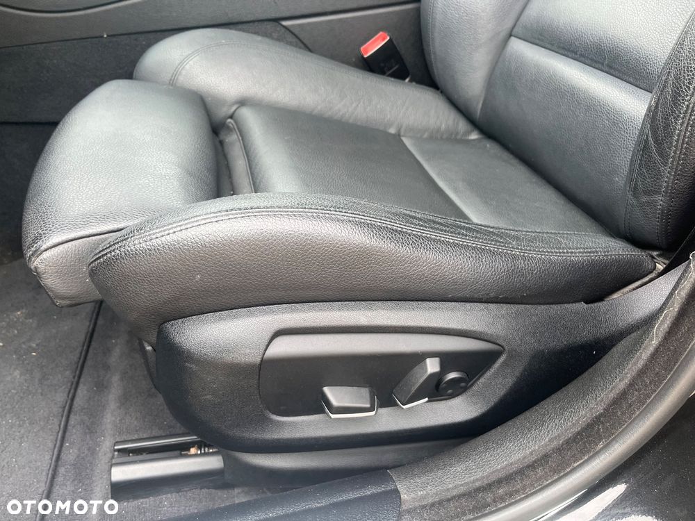 BMW Seria 5 530d Sport-Aut Luxury Line - 14