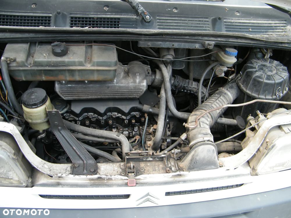 Citroen Jumper (94-02r.) 2.5D 90KM. Silnik T8A (DJ5T) Skrzynia 20KM66 . Cały na części GWARANCJA !!!!  Przód Tył Zestaw Komplet Drzwi Klapa Zderzak Błotnik Maska Grill Atrapa Szyba Pas Lampa Lusterko Boczki Fotel Kanapa Kokpit Deska Rozdzielcza Przełącznik Włącznik Sterownik Przewody Wiązka Instalacja Moduł Komputer Czujnik Listwa Pompa Alternator Wtryski Głowica Rozrusznik Kompresor Sprzęgło Dwumas Silnik Skrzynia ABS Klimatyzacji Paliwa Wspomagania Kolektor Turbina Przepustnica Zawór Chłodnica Koło Hak Belka Sanki Zawieszenie Mcpherson Półoś Amortyzator Wydech Tłumik Zacisk Most - 8