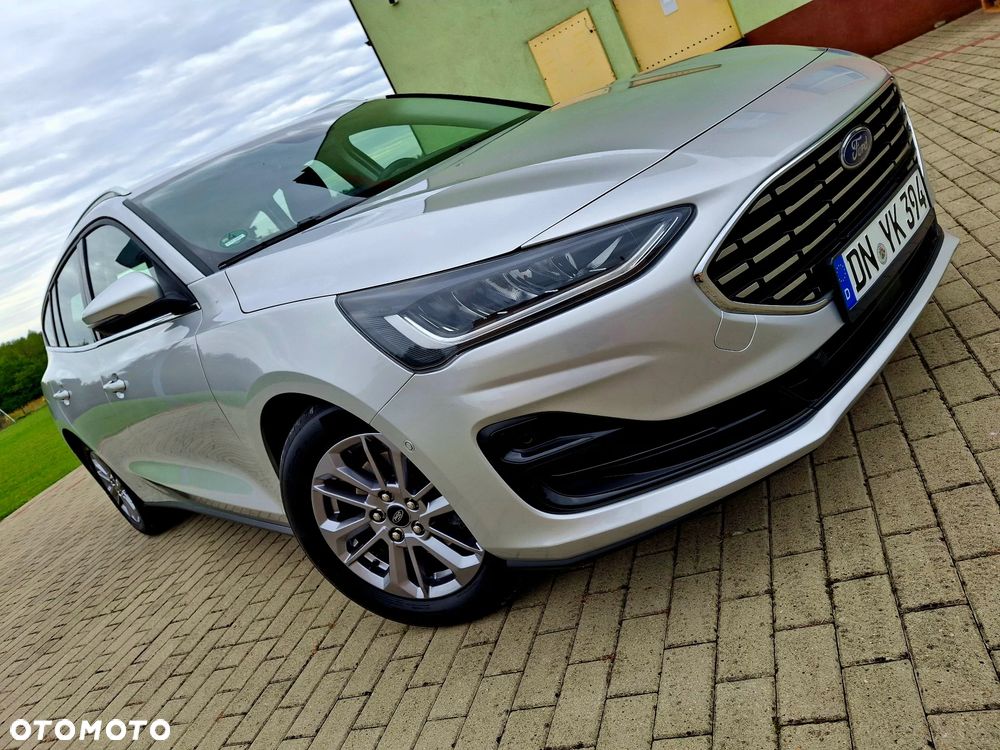 Ford Focus 1.5 EcoBlue STart-Stopp-System TITANIUM - 2