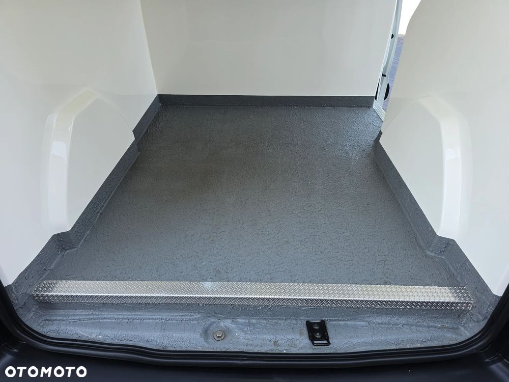 Peugeot PARTNER CHŁODNIA -20 CARPOL 29Tyś km SALON PL STAN JAK NOWY KLIMA ELEKTRYKA OPONY ZIMA LATO - 36