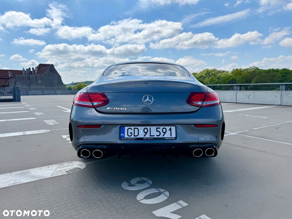Mercedes-Benz Klasa C 300 7G-TRONIC AMG Line - 5