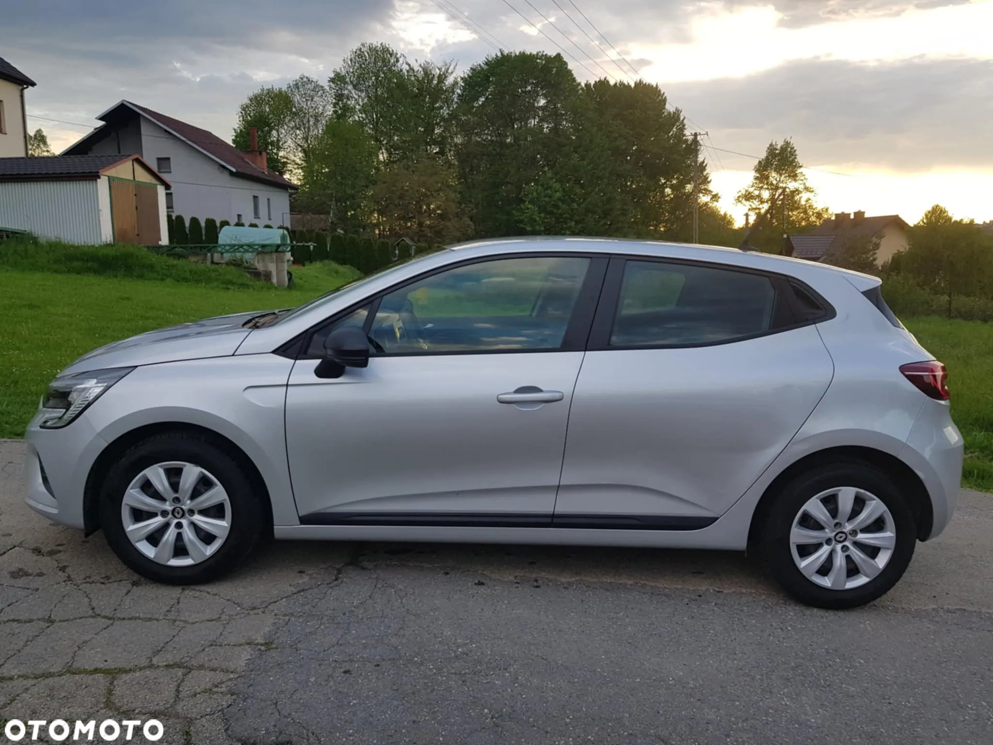 Renault Clio - 2