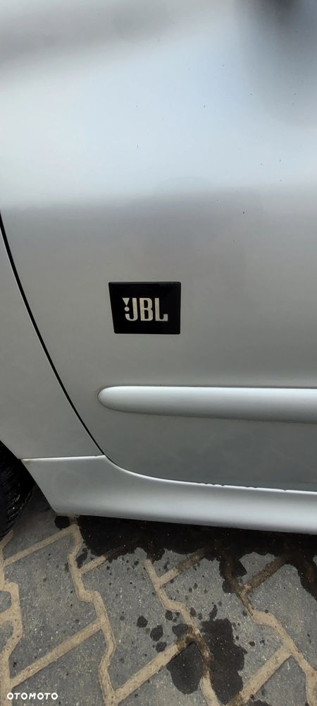 Peugeot 206 75 JBL - 36