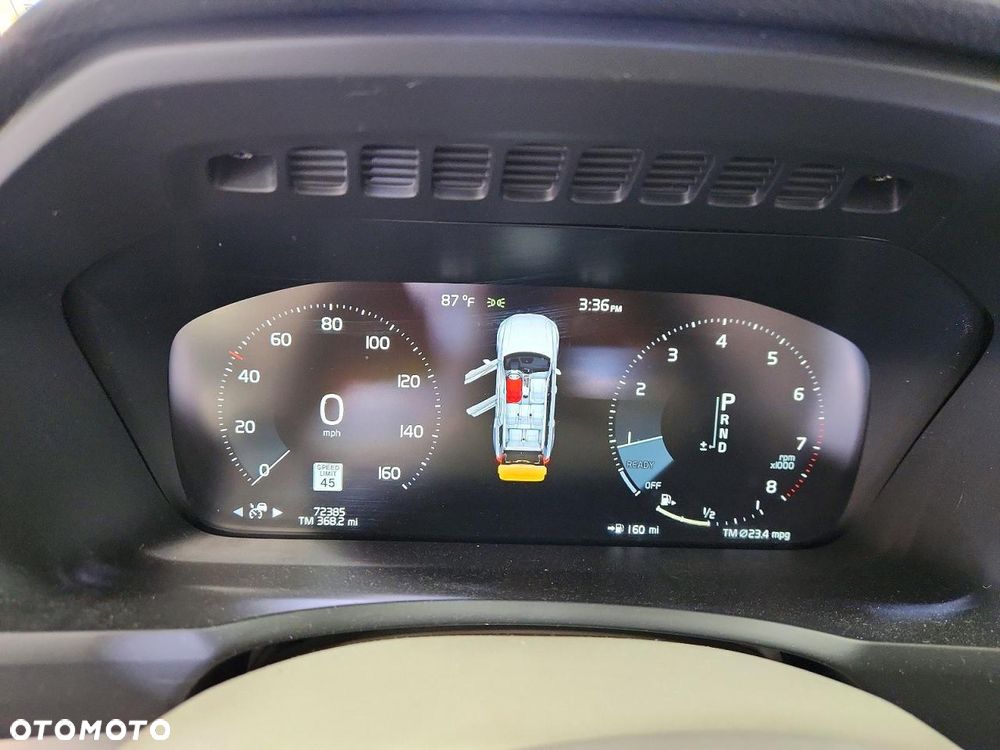 Volvo XC 90 T5 AWD Geartronic Momentum - 10