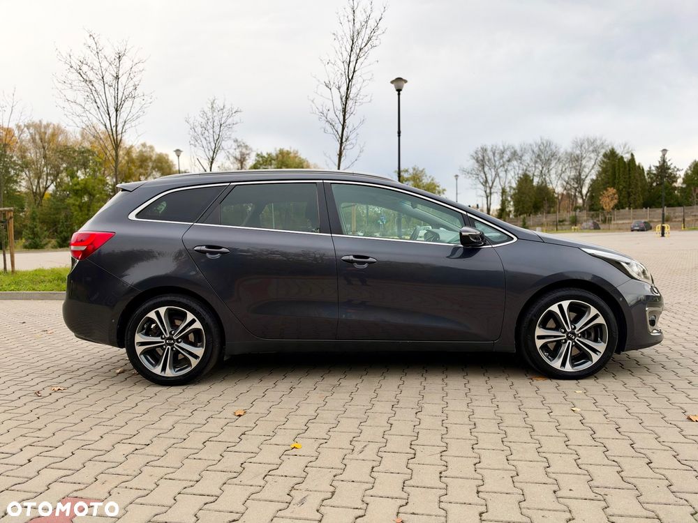 Kia Ceed 1.6 CRDi 136 ISG Platinum Edition - 9