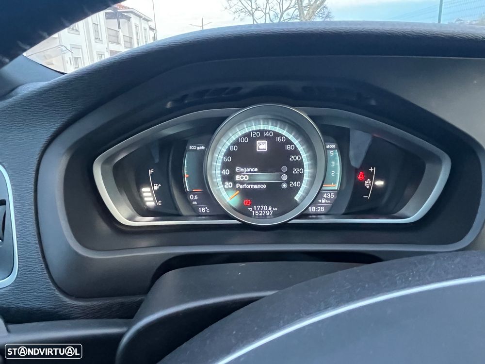 Volvo V40 2.0 D2 VOR - 9