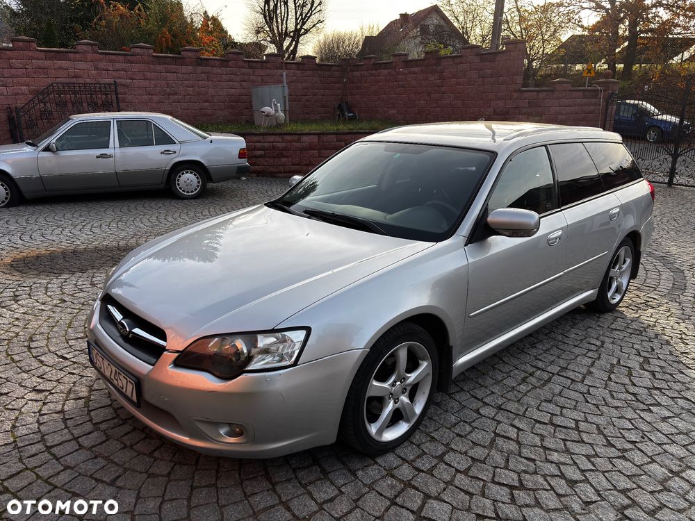 Subaru Legacy - 1