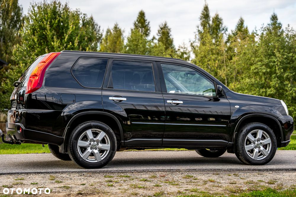 Nissan X-Trail 2.0 dCi 4x4 DPF Platinum - 16