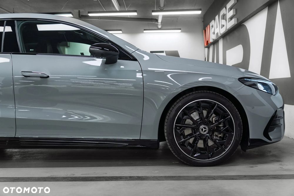 Mercedes-Benz CLA - 16