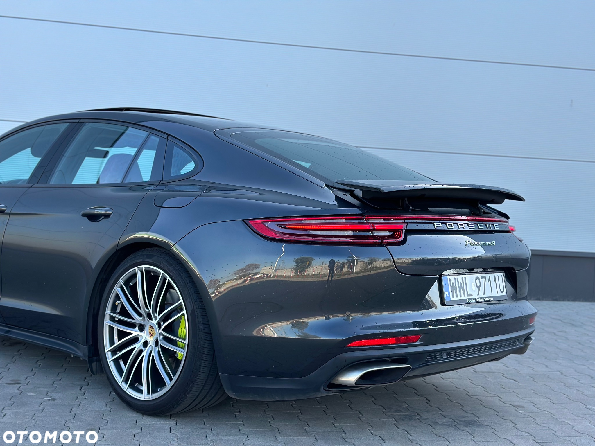 Porsche Panamera 4S E-Hybrid - 17