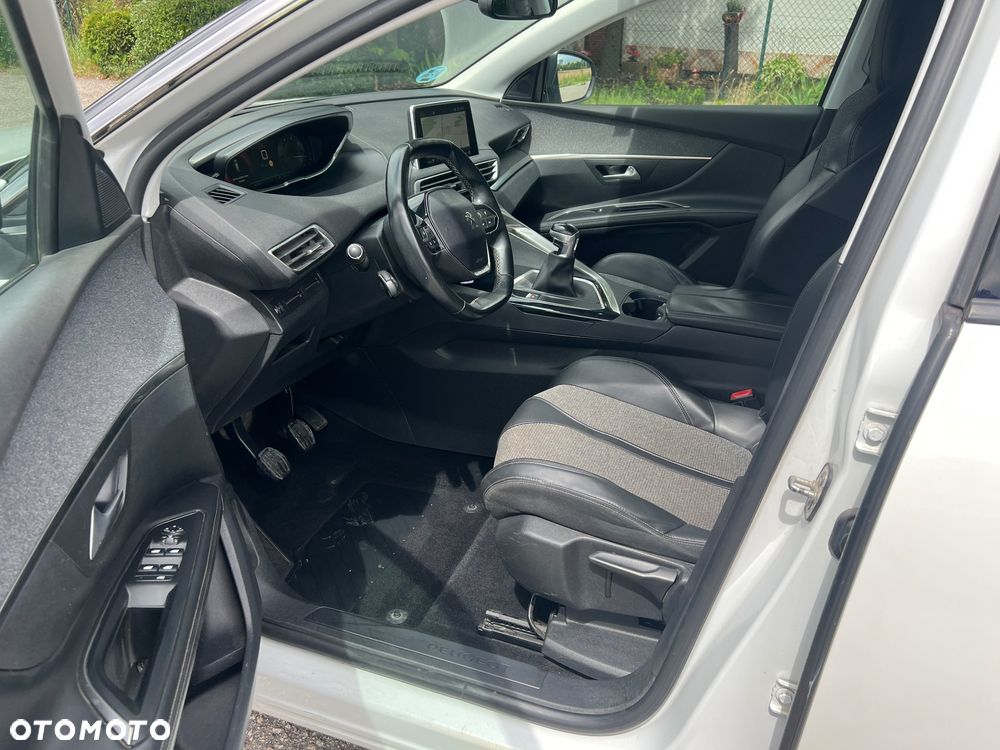 Peugeot 5008 BlueHDI 120 Stop & Start Allure - 24