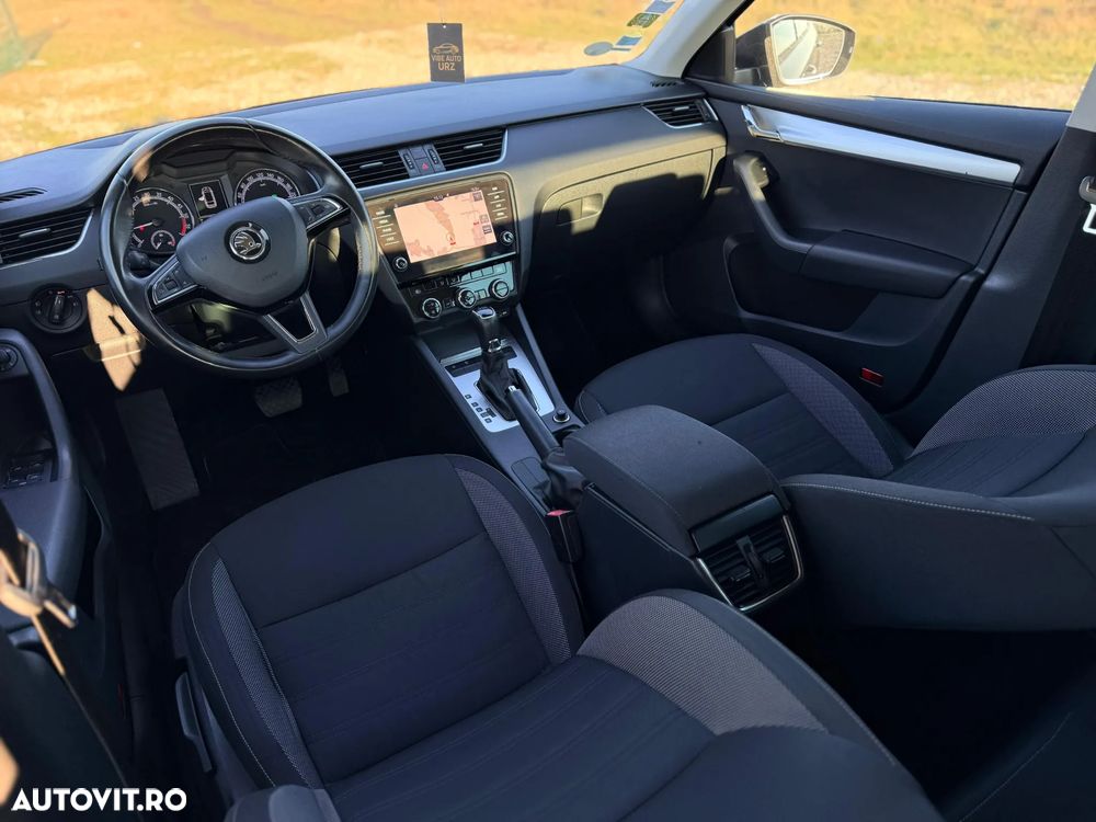 Skoda Octavia 1.6 TDI DSG Ambition - 6