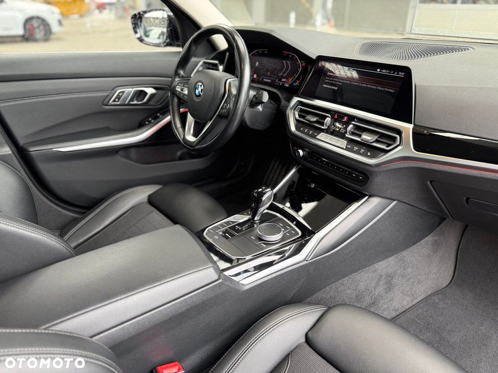 BMW Seria 3 - 21