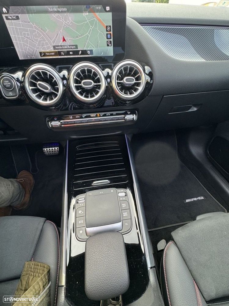 Mercedes-Benz GLA 250 4Matic AMG Line - 38