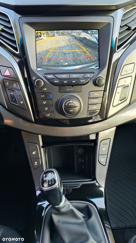 Hyundai i40 Kombi blue 1.6 CRDi Space - 31