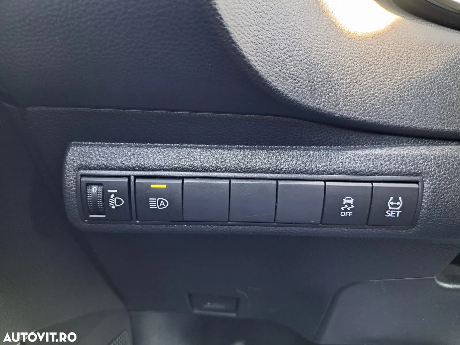 Toyota Corolla - 14