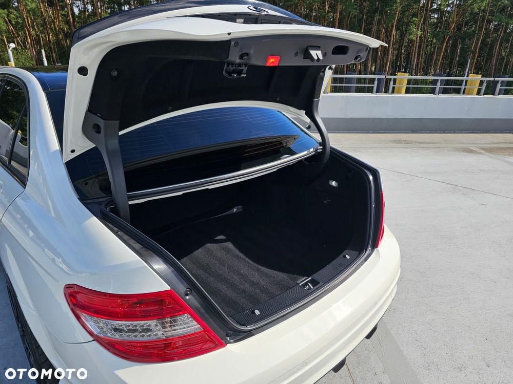Mercedes-Benz Klasa C 280 7G-TRONIC Classic - 9