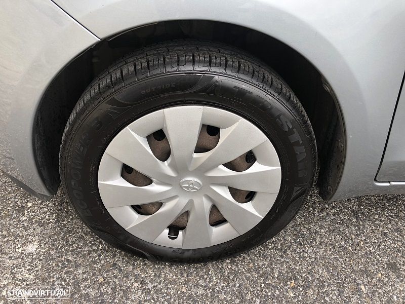 Toyota Yaris 1.0 VVT-i AC - 8