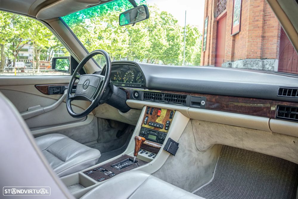 Mercedes-Benz W126 (1979-1992) 560 SEC - 16