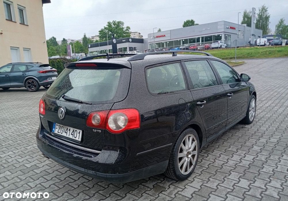 Volkswagen Passat - 8