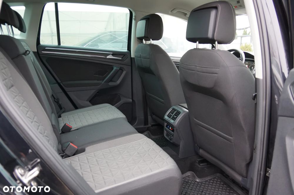 Volkswagen Tiguan 2.0 TDI SCR Active DSG - 29