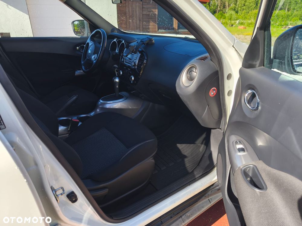 Nissan Juke 1.6 Acenta Xtronic EU6 - 11