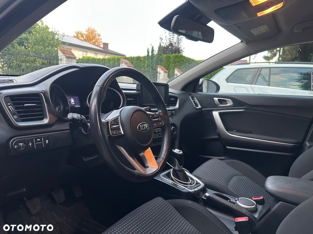 Kia Ceed 1.4 T-GDI OPF Spirit - 9