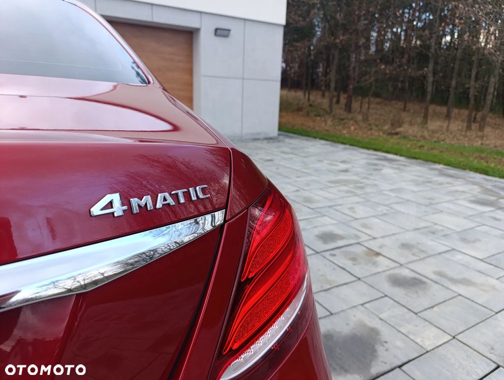 Mercedes-Benz Klasa E - 9