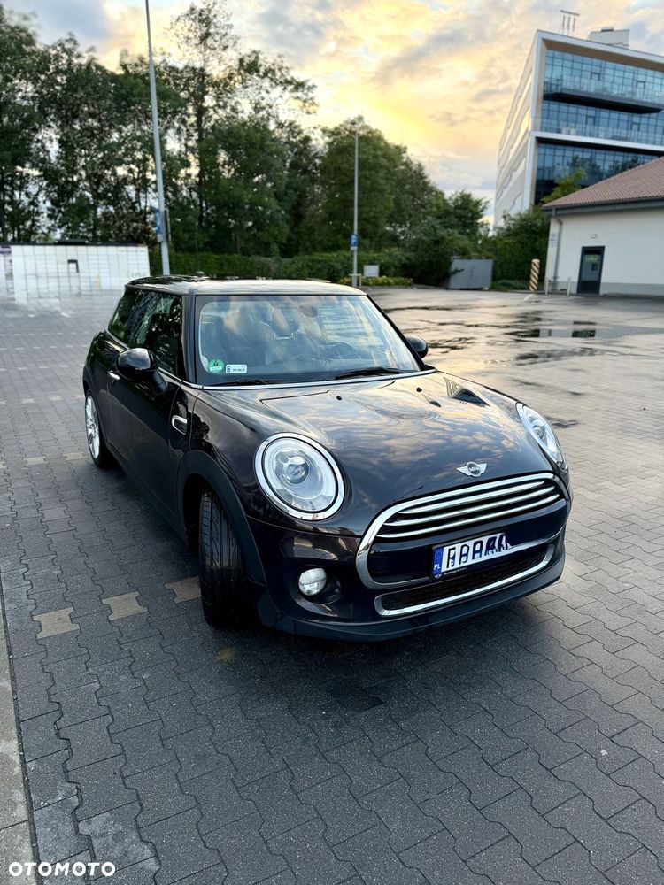 MINI Cooper Standard - 4
